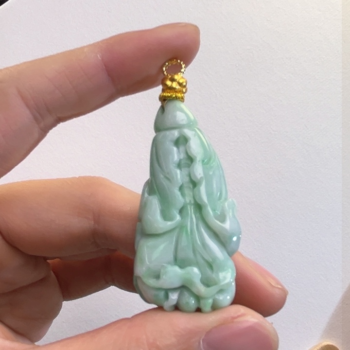 翡翠吊坠(赠链)未镶嵌代编织