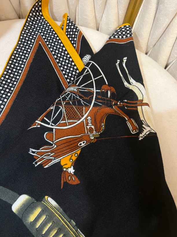 【黑黄撞色三角巾】时髦百搭春夏新款三角巾（不参加活动！）围巾