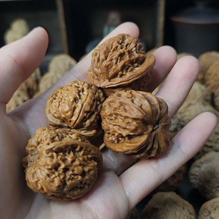 吊坠文玩核桃两对回血差尺