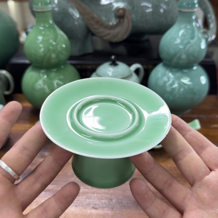 龙泉青瓷茶具微瑕4742