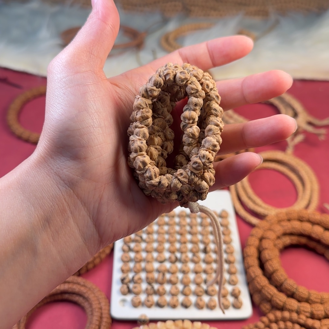 柏香籽/百香籽把件红芽大肠