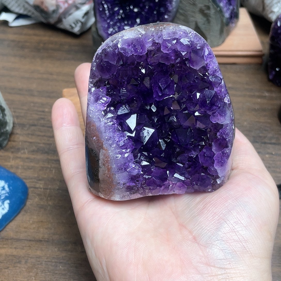 紫晶大型摆件（非配饰）未镶嵌