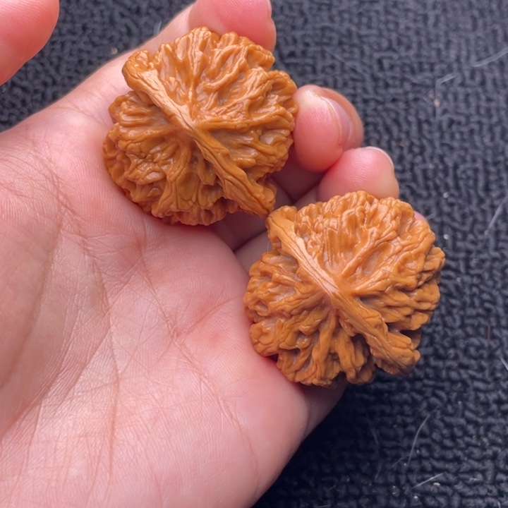 吊坠文玩核桃文玩核桃27