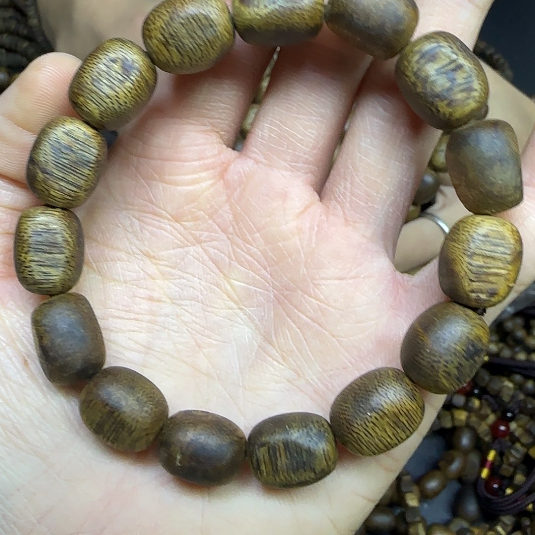 沉香沉香碎屑+99分沉1.1留疤单圈9克加多样性发一