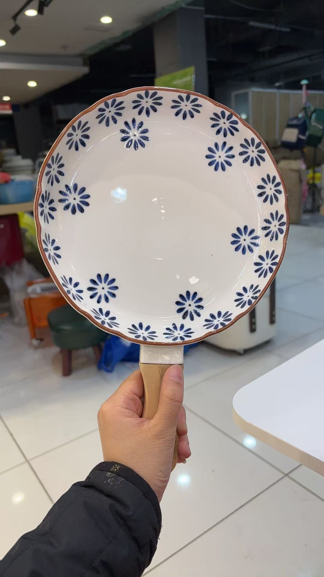 美辰达小雏菊系列花边12.25圆形把手深盘B2025