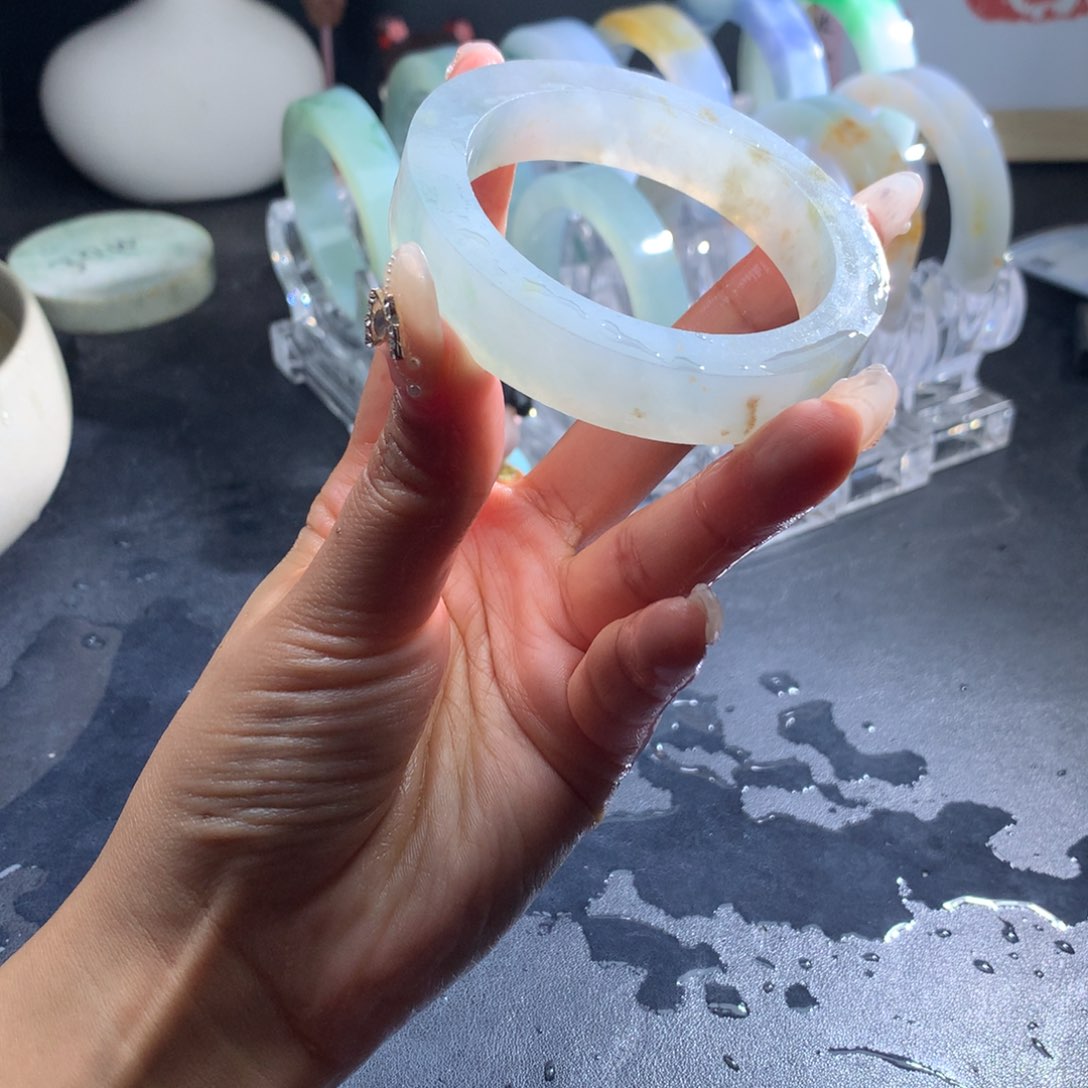 定制翡翠手镯未镶嵌