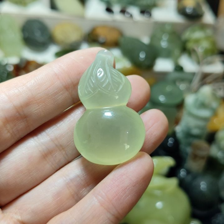岫玉挂坠款式未镶嵌