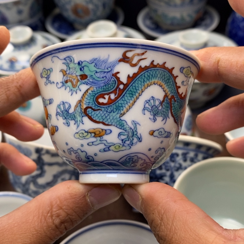 【闪购商品】景德镇青花斗彩主人杯