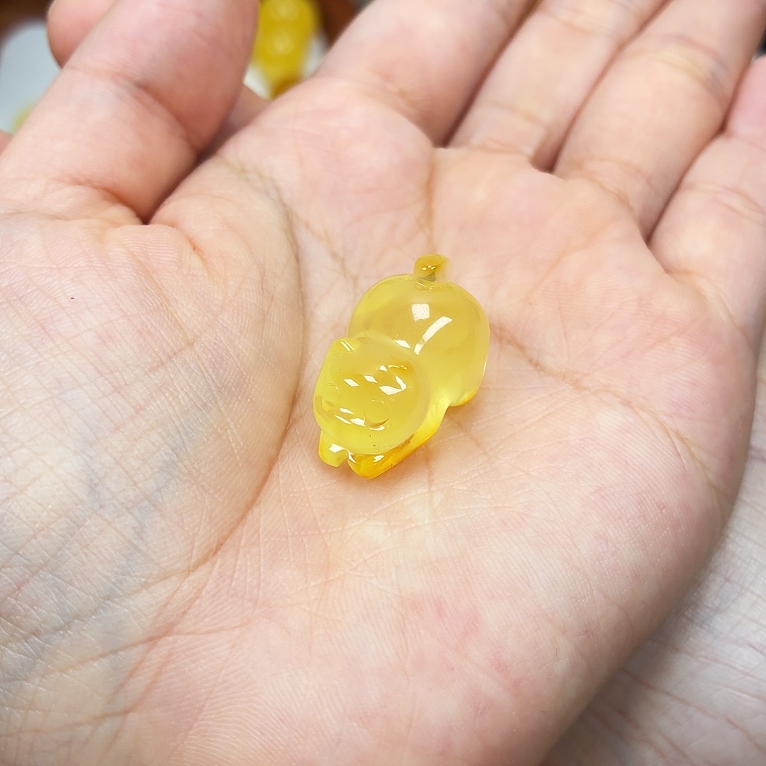 未镶嵌颈饰蜜蜡焦皮猫咪