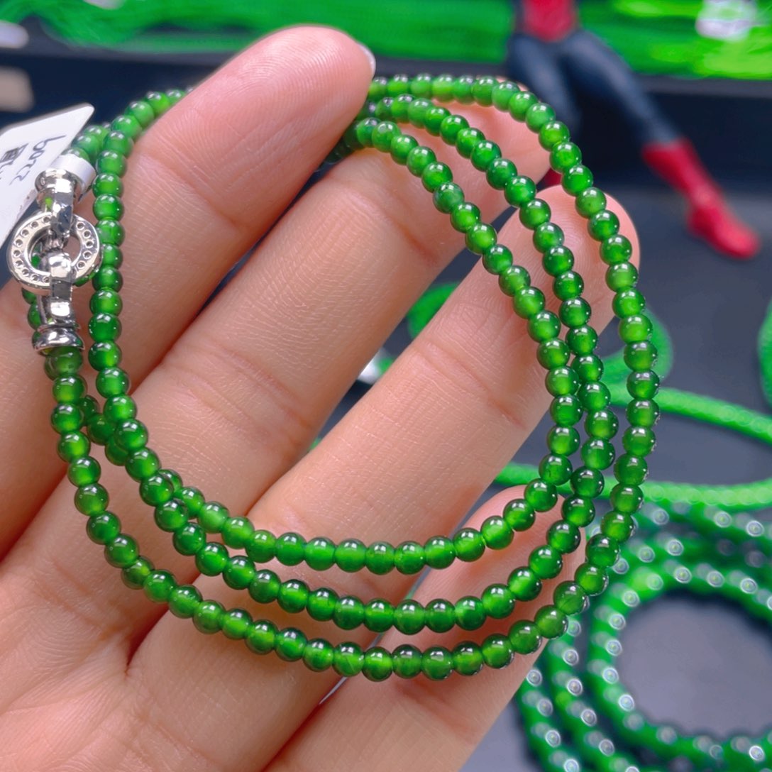 翡翠颈饰未镶嵌，1