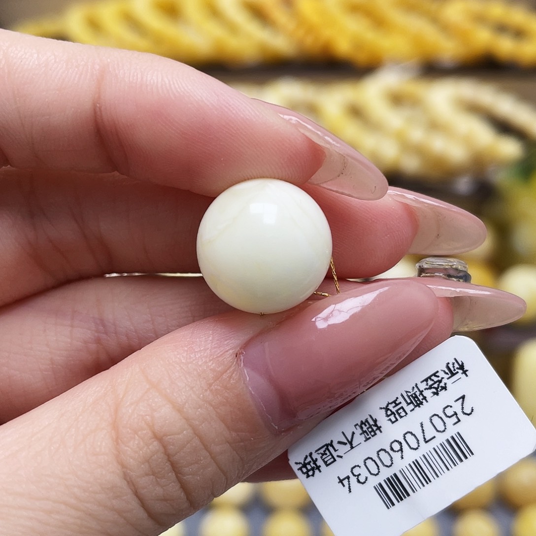 未镶嵌琥珀裸石14.5mm圆珠