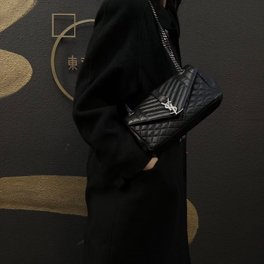95新 YSL/圣罗兰 御古屋/96091/黑色邮差斜挎包
