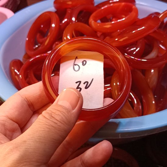 玛瑙/玉髓未镶嵌手镯