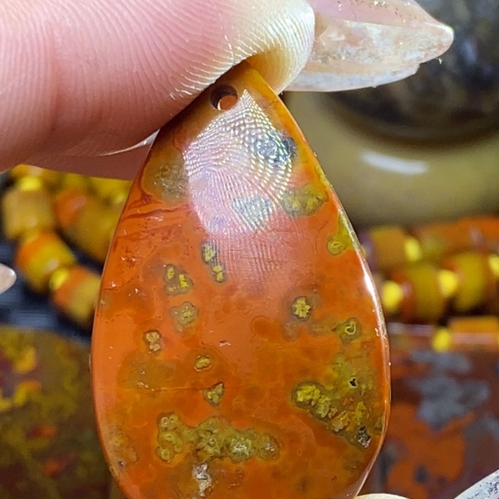 玛瑙/玉髓颈饰未镶嵌