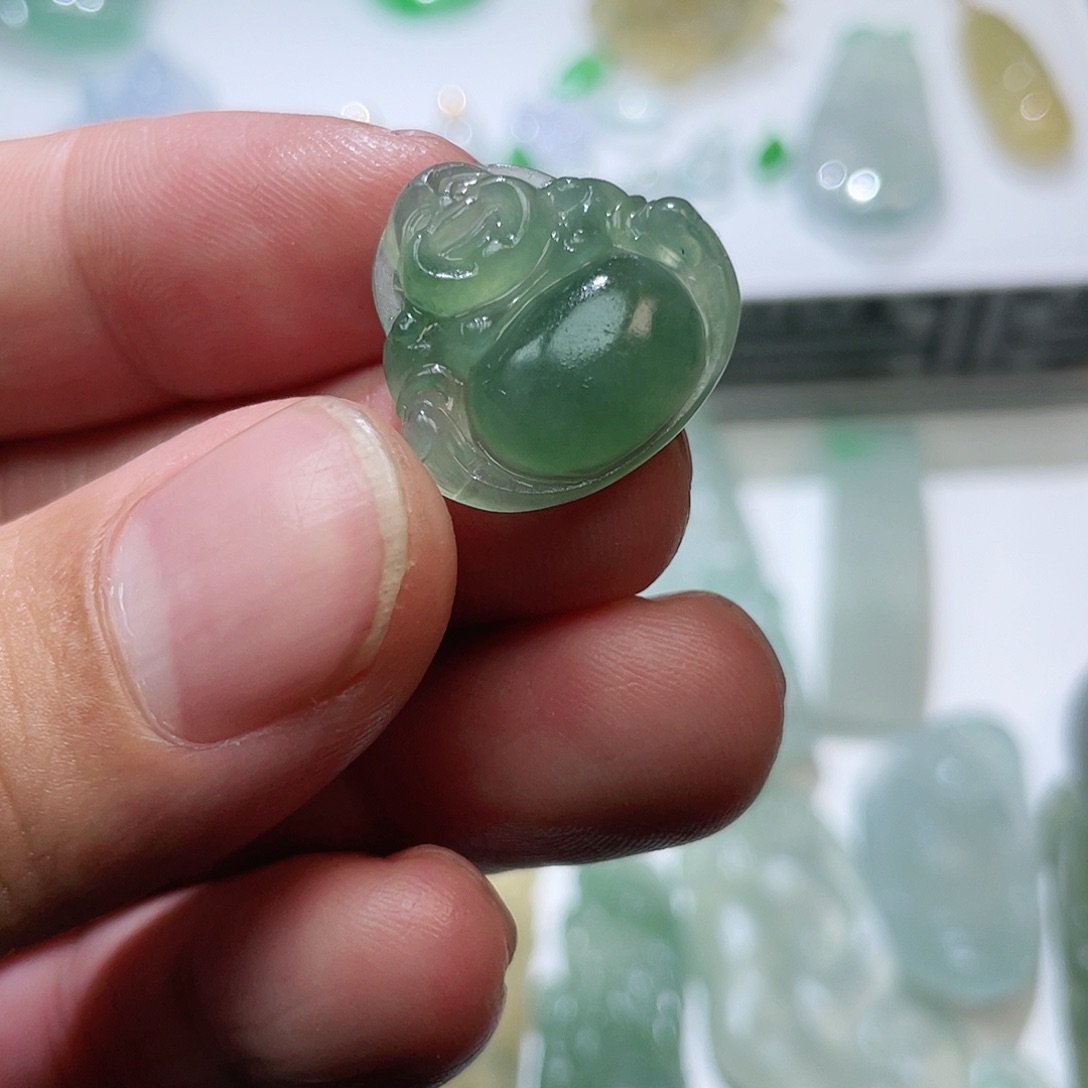 定制翡翠未镶嵌天然翡翠A货