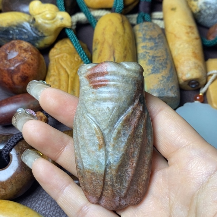 岫岩河磨玉（透闪石质玉）未镶嵌把件