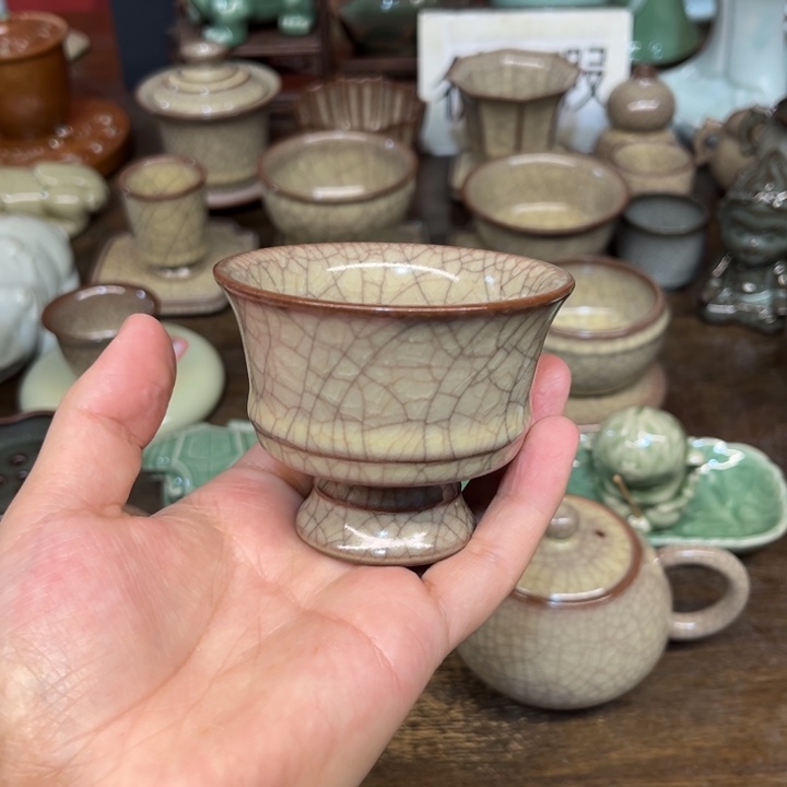 蒋加宝 传世哥窑 高足杯