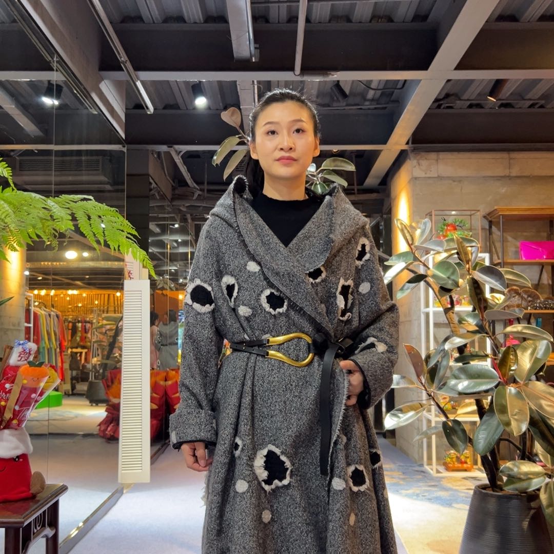 背心现货仅此一件。    