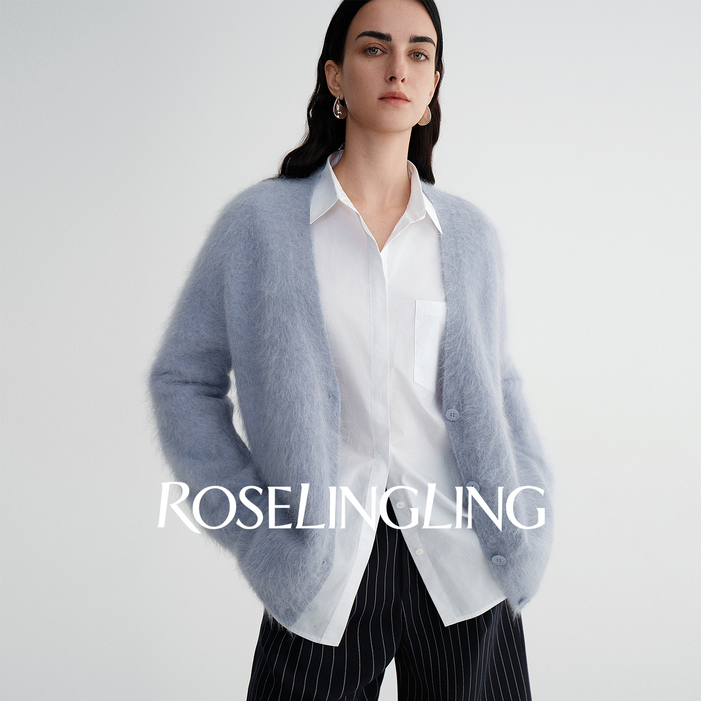 ROSELINGLING松弛感核心 朦胧雾面苏力羊驼毛拉毛感廓型V字领开衫