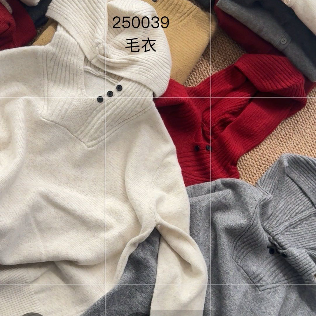 250039连帽纽扣设计插肩袖净版软糯针织衫帽衫秋冬加厚女