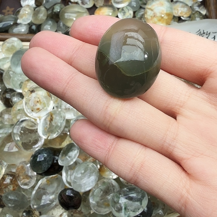 a***，珠宝半成品水晶未镶嵌