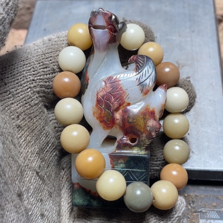 吊坠白玉菩提fhihvcgjll