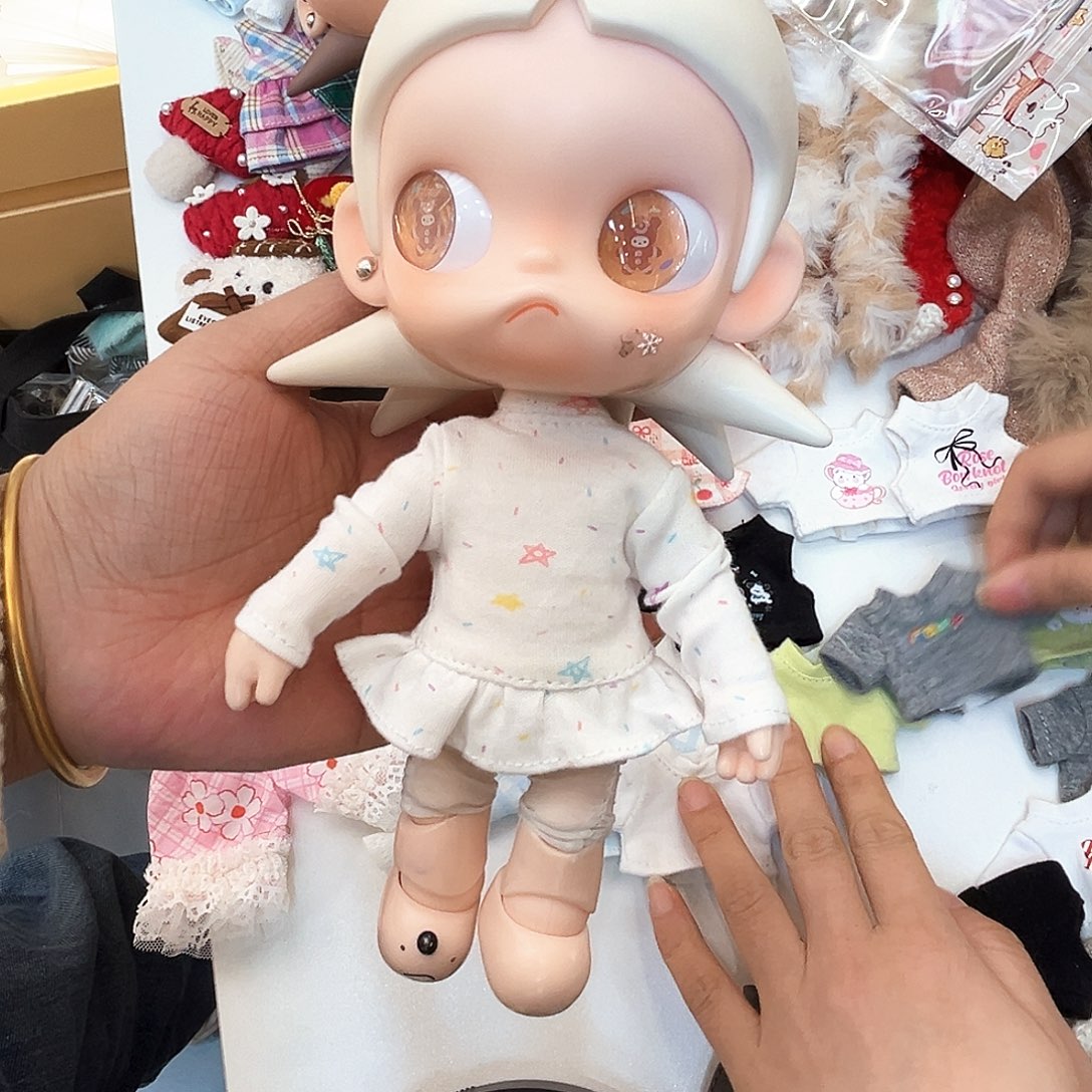 白色蝴蝶结新款裙子