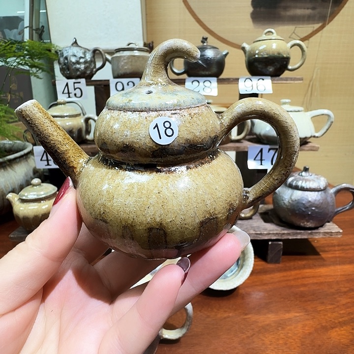 建水紫陶白泥柴烧壶微瑕