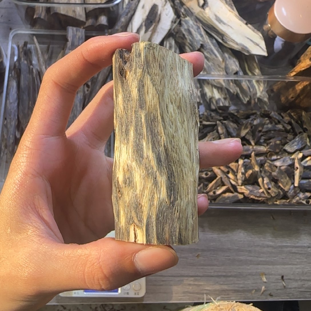 线香金莎叶手把件发一份