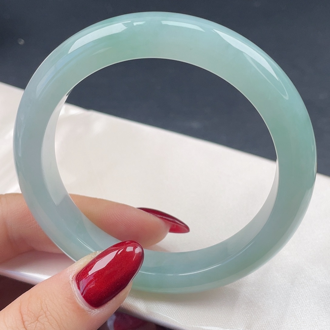 翡翠未镶嵌手镯58圈口