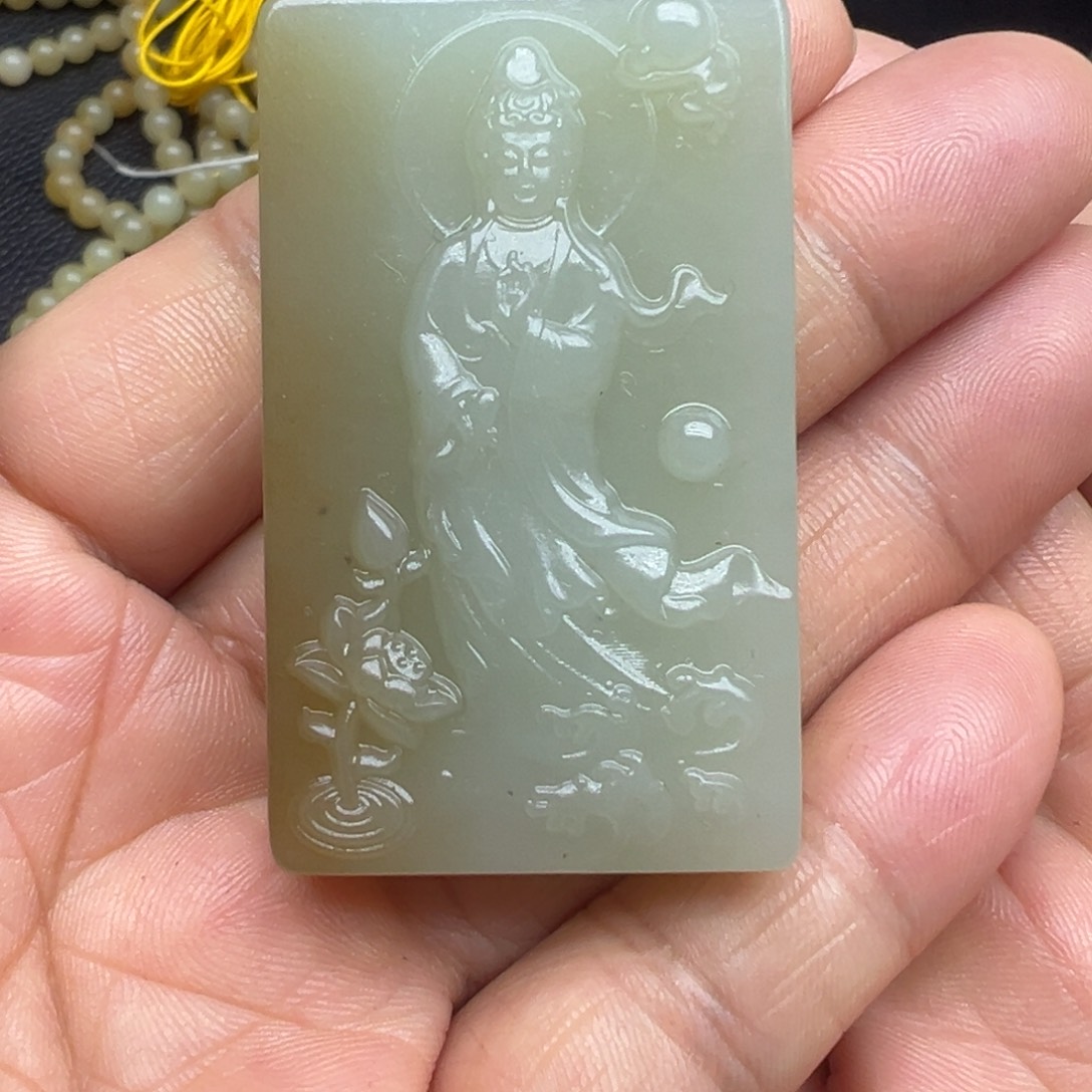 和田玉（糖玉）未镶嵌吊坠(不含链)