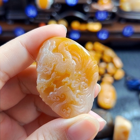 田黄石罗*银裹金田黄石