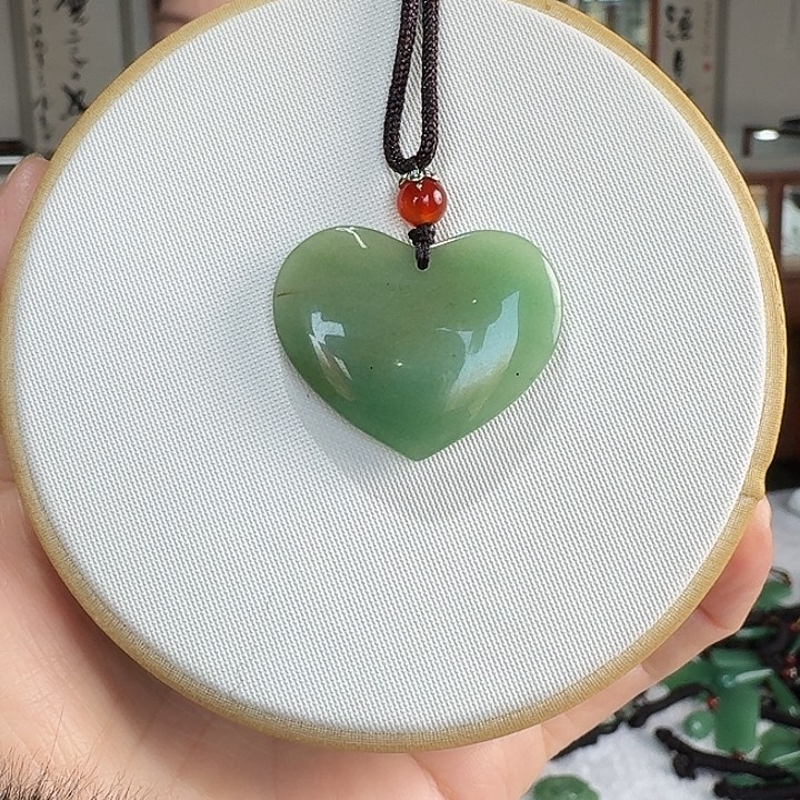 密玉（石英质玉）未镶嵌吊坠