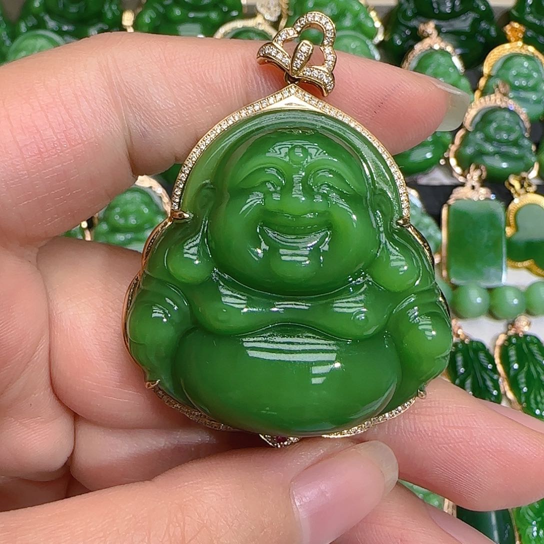 和田玉（碧玉）吊坠(不含链)18K金镶嵌美***头