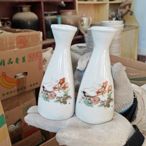 库存微瑕三打白骨精两个有开片