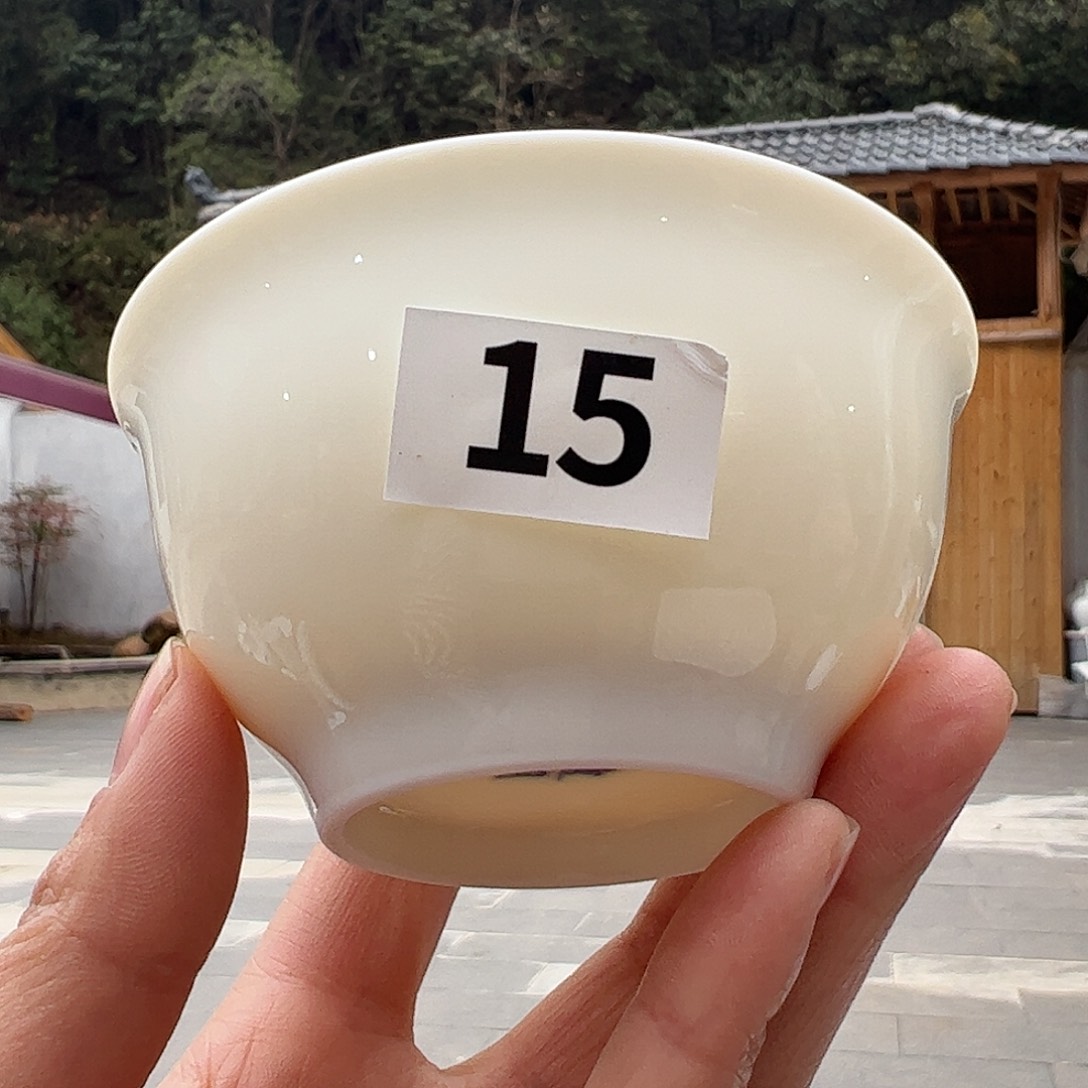 瓷柴窑 素胎主人杯，瑕疵吸烟