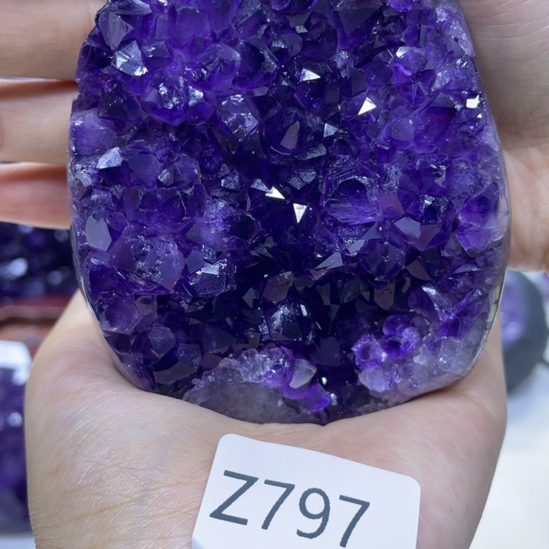 乌拉圭紫水晶摆件Z797