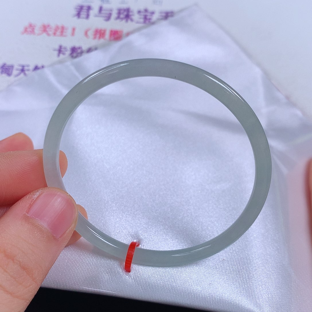 翡翠手镯未镶嵌 圆条⑨⑤