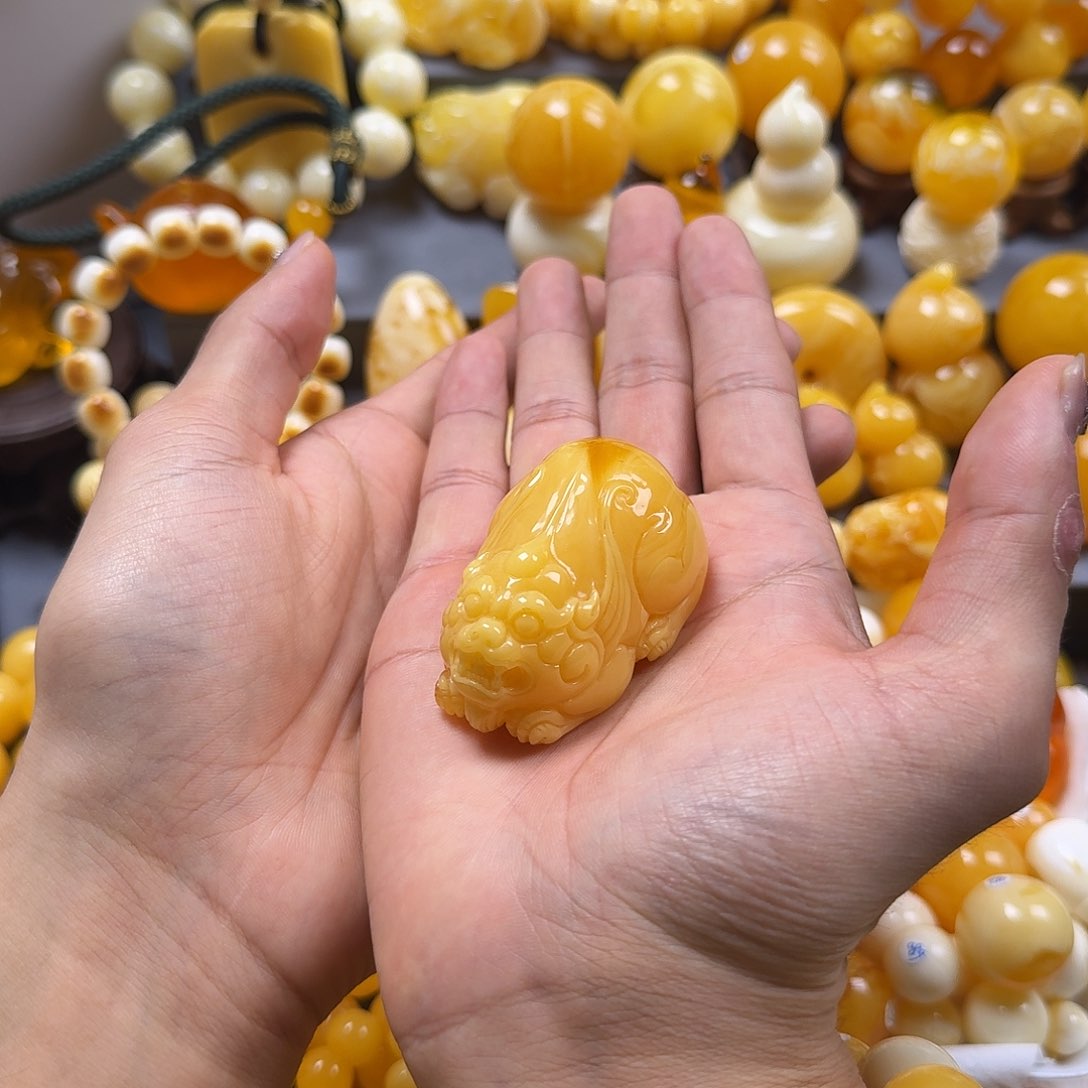 琥珀珠宝奇石未镶嵌貔貅