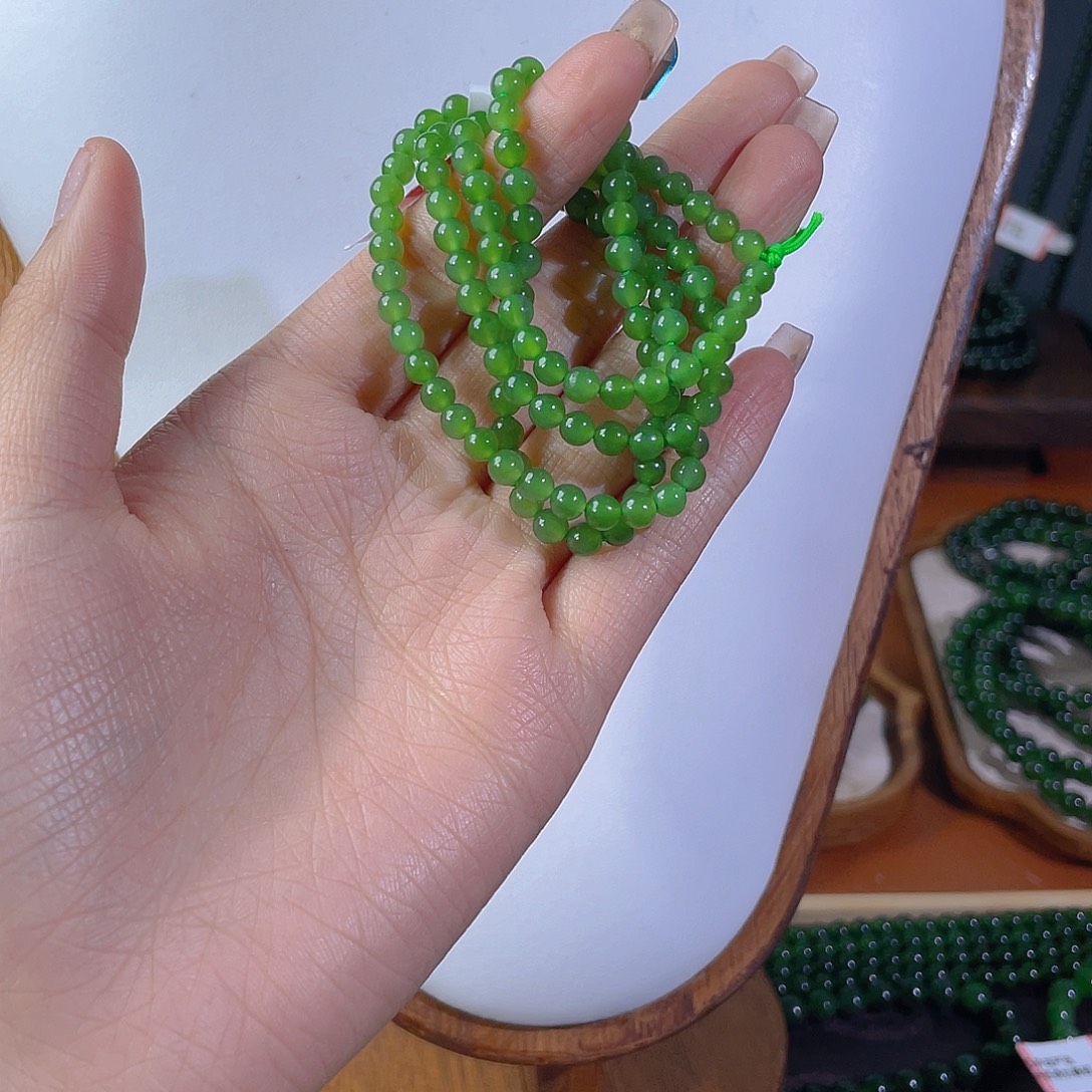 龙***珠和田玉（碧玉）未镶嵌颈饰4