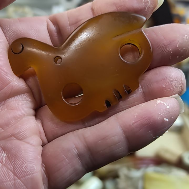 和田玉（糖玉）未镶嵌挂件