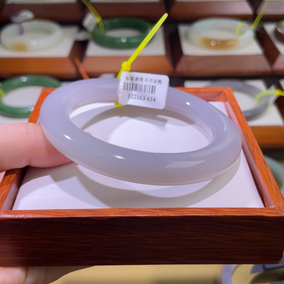 和田玉手镯未镶嵌59