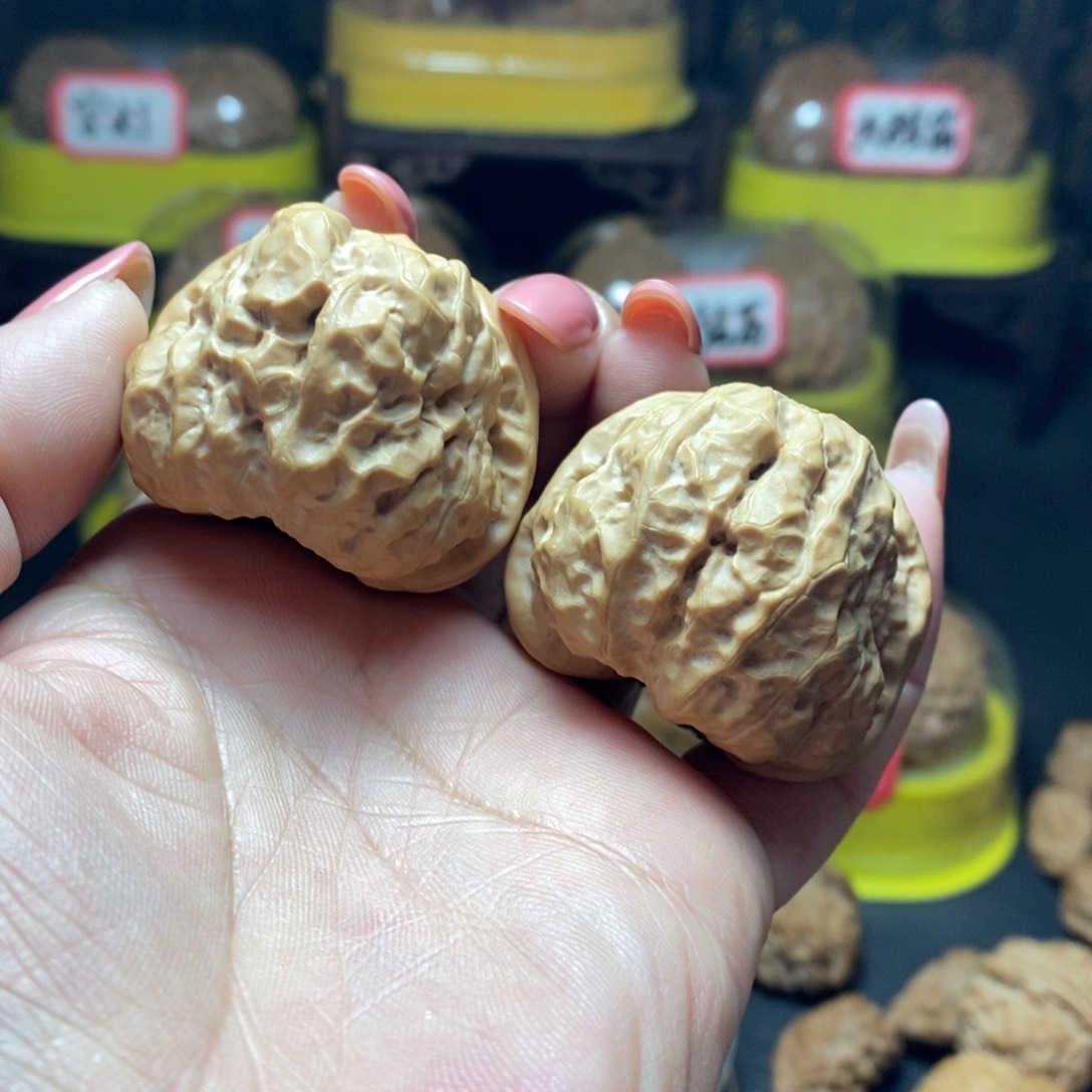 文玩核桃把件8号蛤蟆头41尺