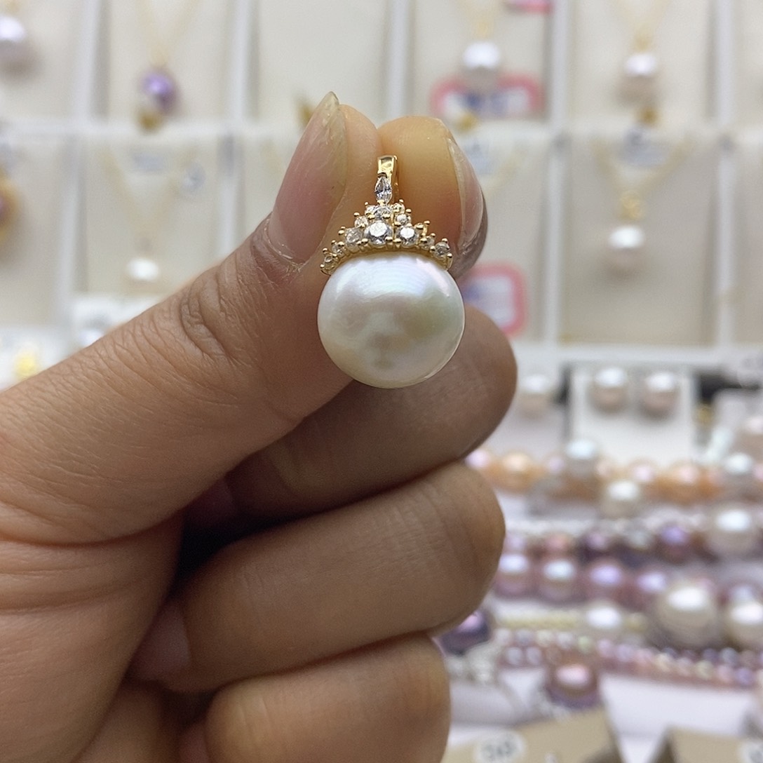 淡水珍珠吊坠(赠链)银S925镶嵌