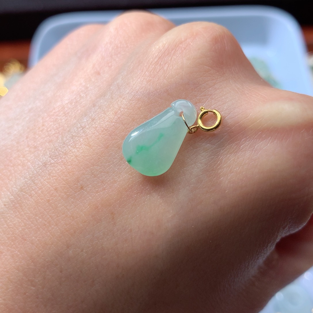 翡翠颈饰18K金镶嵌❤️***翡翠