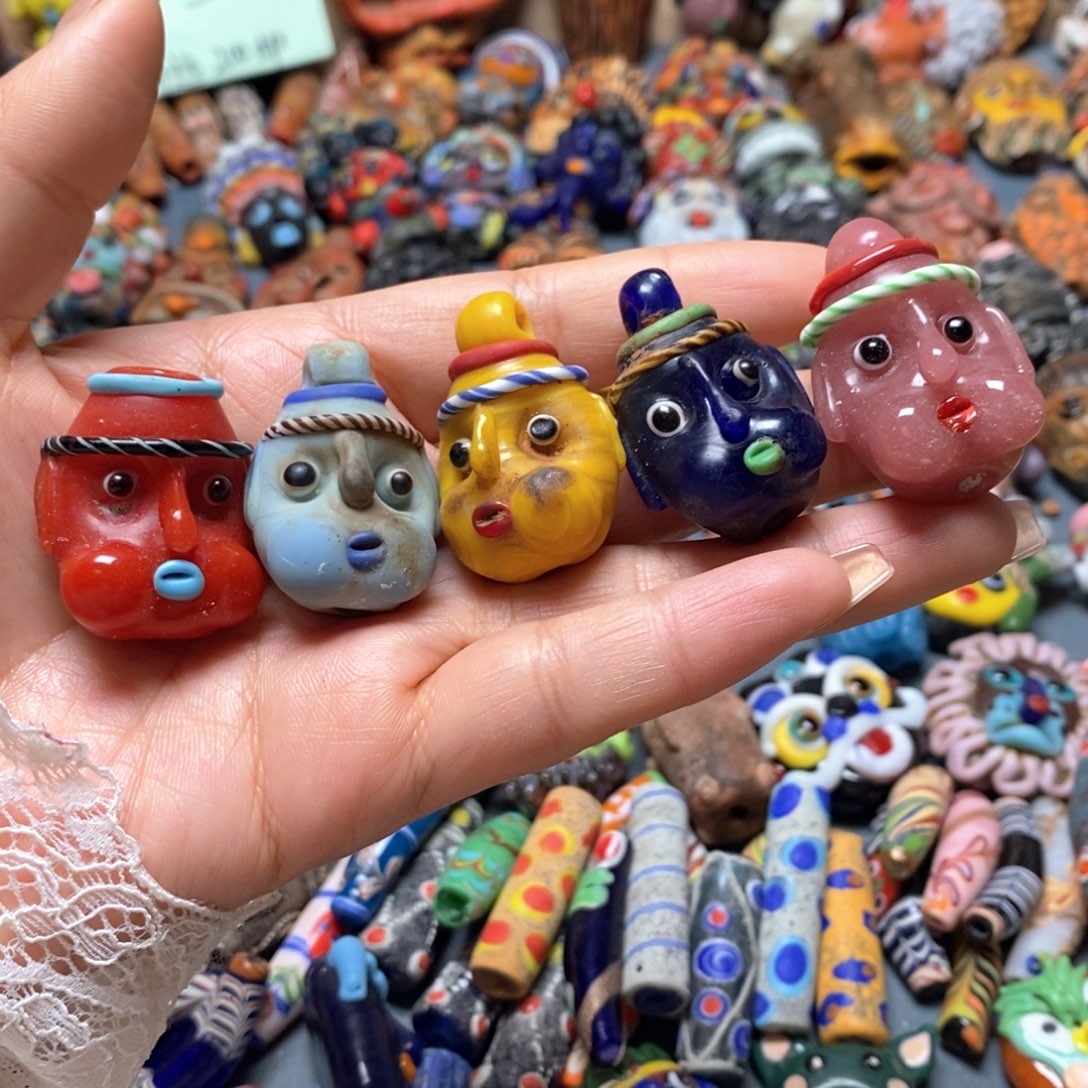 琉璃颈饰印度尼西亚嘟嘟脸一个