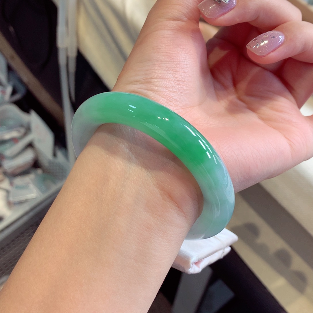 翡翠手镯未镶嵌3圆条77