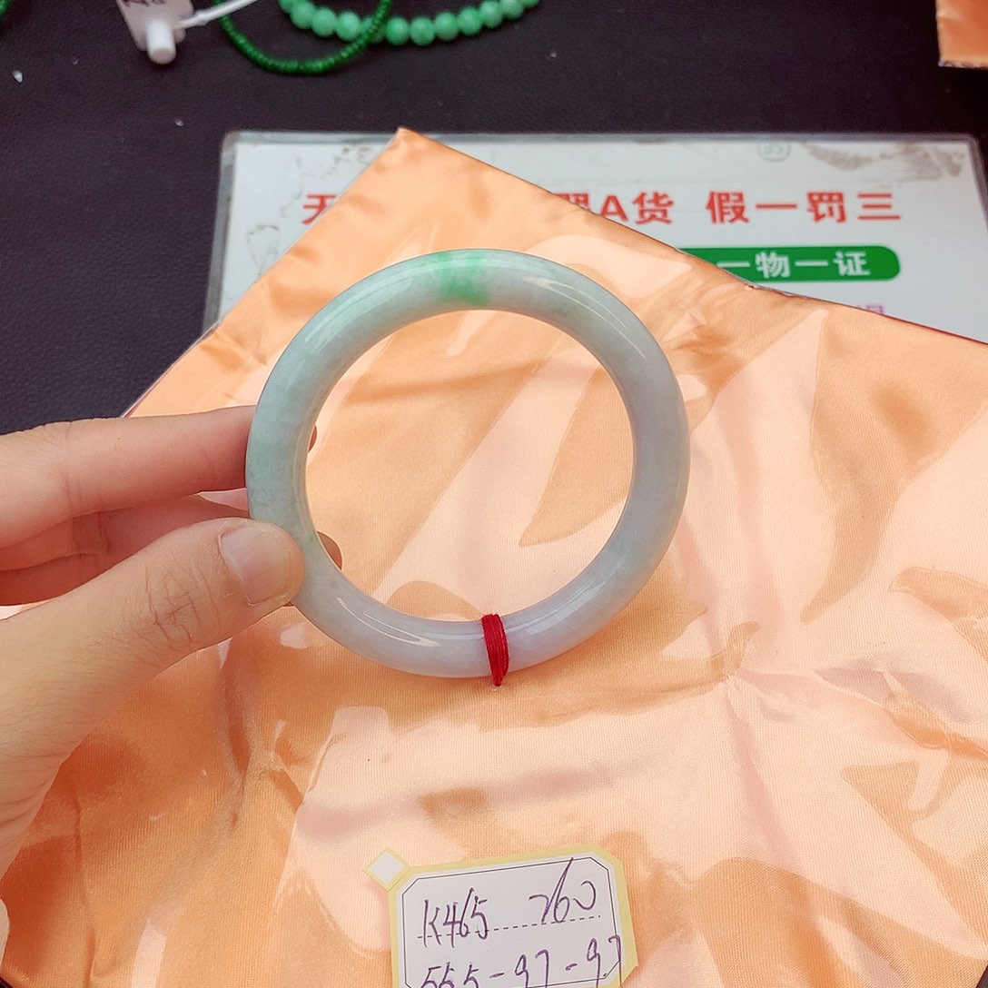 翡翠未镶嵌手镯翡翠