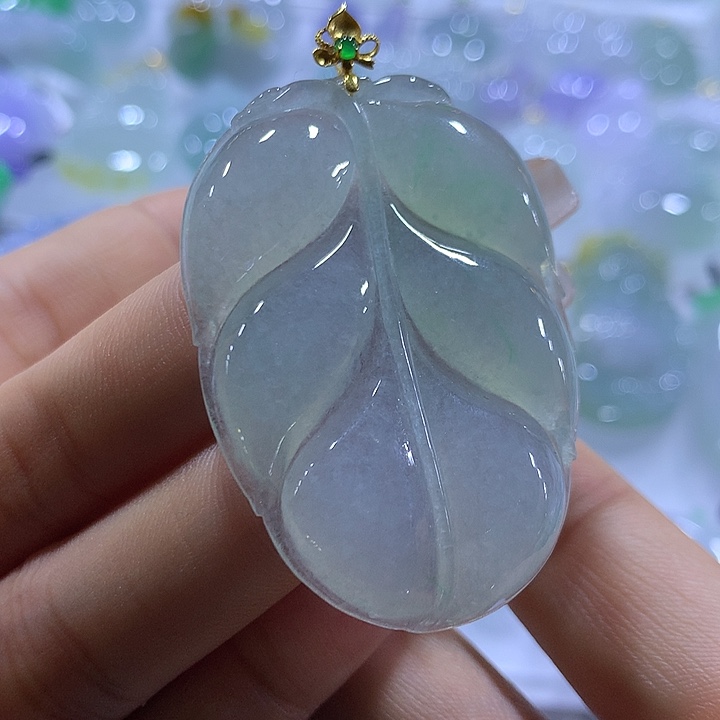 翡翠18K金镶嵌颈饰天然翡翠A货吊坠