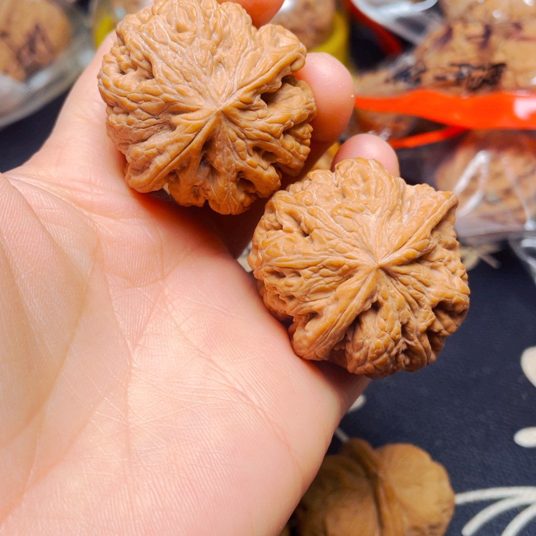 吊坠文玩核桃平谷粗筋